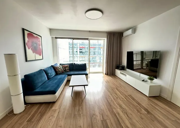 Апартаменти Towarowa