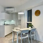 Towarowa Apartment