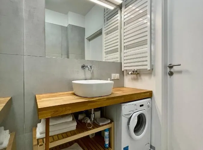 Towarowa * 포즈난